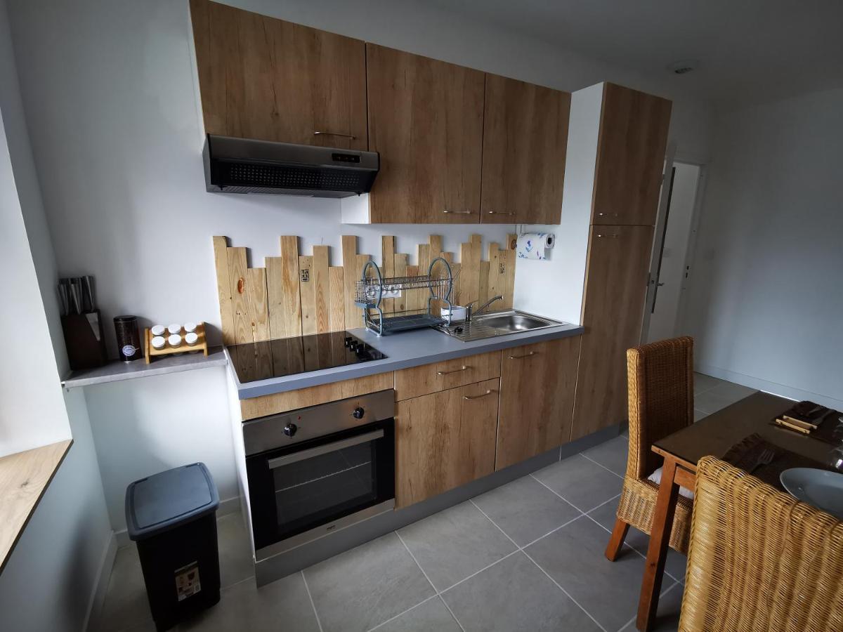 Le Nica Apartment Trelaze Bagian luar foto